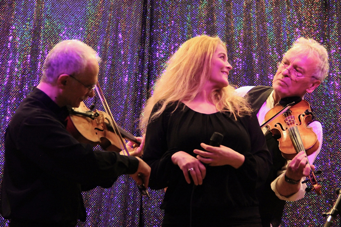 Musik der Gruppe „String Company Lev Guzman“